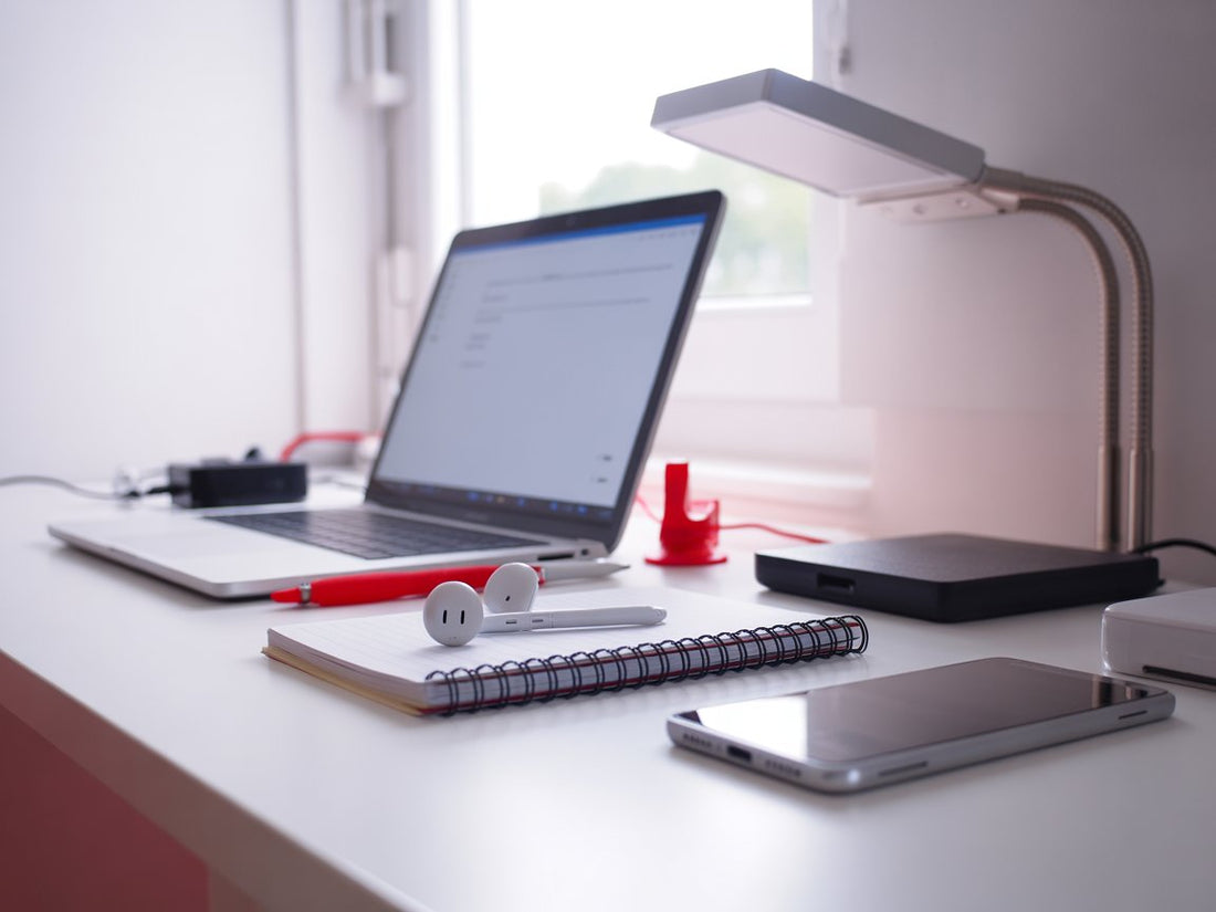 Gadgets Every Student in Pakistan Needs in 2025